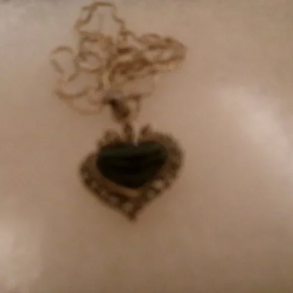 Vintage Onyx and Marcasite Necklace on a Silver Chain - Picture 5 of 5